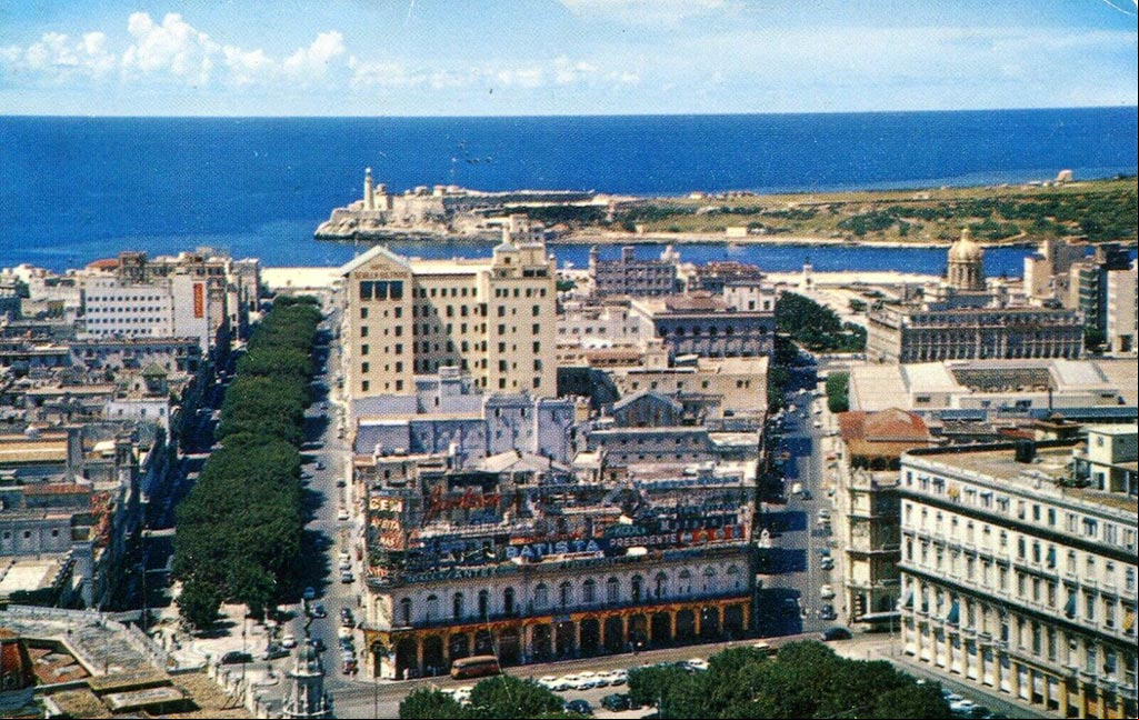 El Paseo del Prado o Paseo de Martí en los años 50 El Paseo del Prado o Paseo de Martí en los años 50