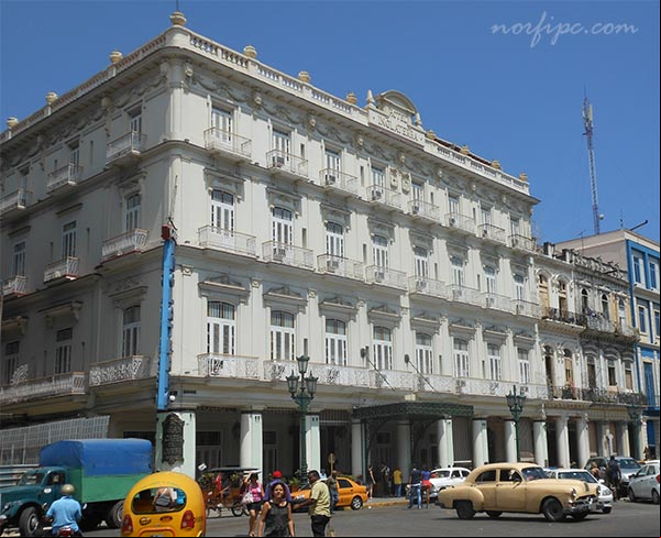 Hotel Inglaterra situado en el Paseo del Prado frente al Parque Central en la Habana Vieja Hotel Inglaterra situado en el Paseo del Prado frente al Parque Central en la Habana Viejaa