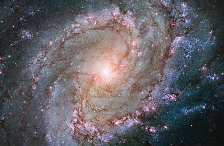 Foto de la Galaxia espiral barrada Messier 83, capturada por el Telescopio Espacial Hubble Foto de la Galaxia espiral barrada Messier 83