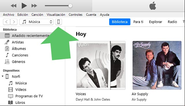 Abrir en iTunes la ventana Resumen del dispositivo conectado Abrir en iTunes la ventana Resumen del dispositivo conectado