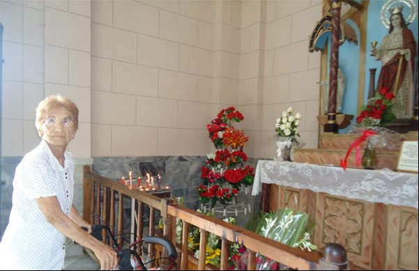 Los cubanos acuden a la iglesia a pedirle a San Lázaro por la curación de enfermedades y otros males Veneración y devoción en San Lázaro de los cubanos